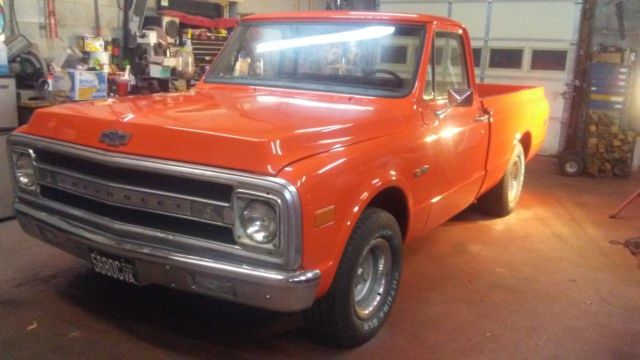 1972 Orange Chevrolet C-10 c10