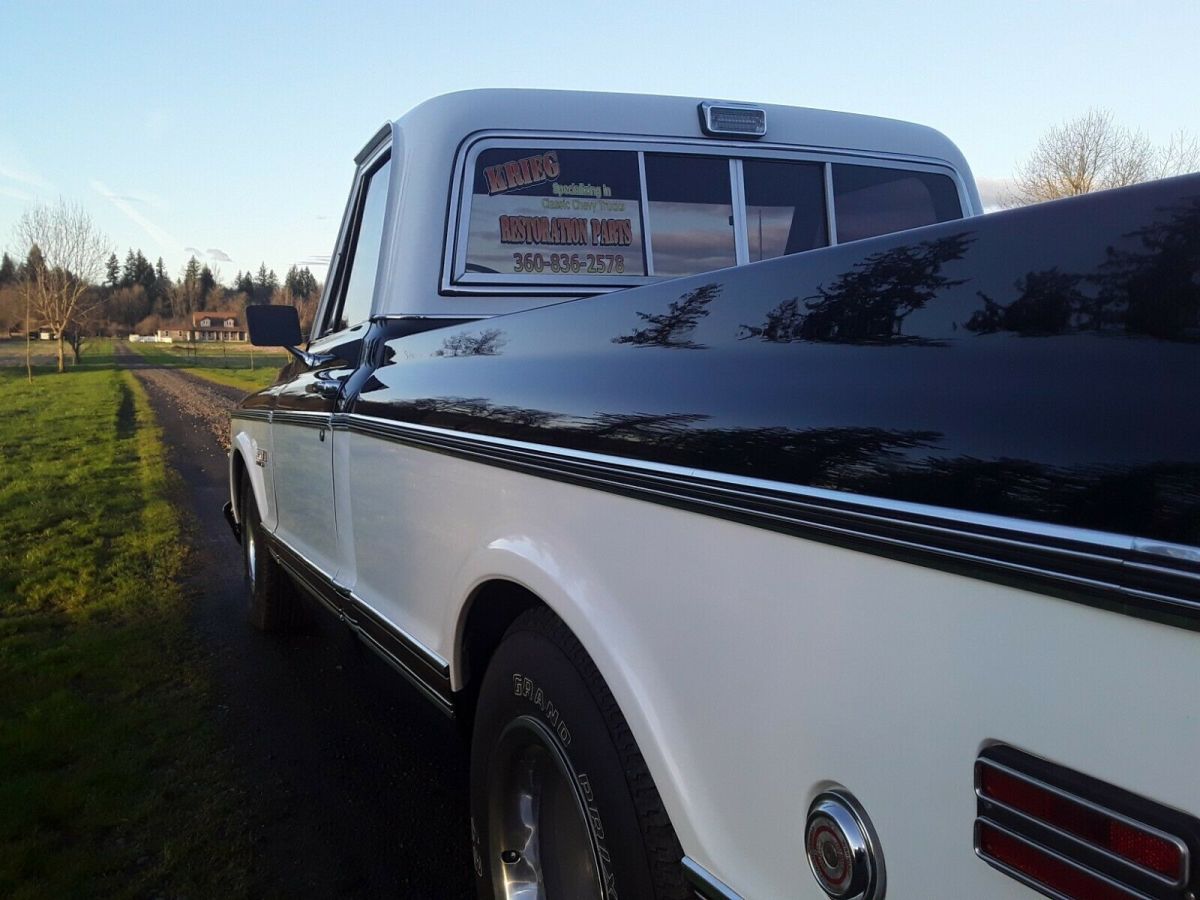 1972 Black Chevrolet Cheyenne Standard Cab Pickup