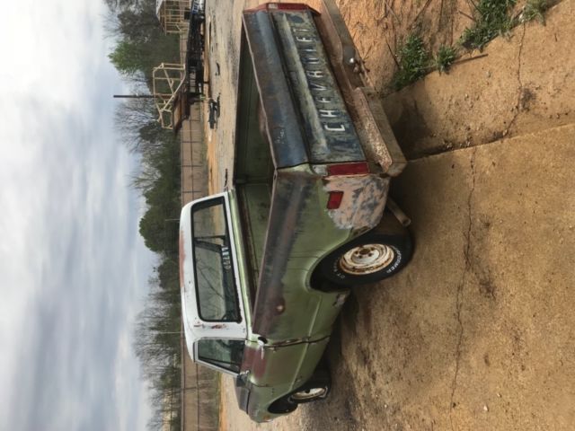 1972 Green Chevrolet C-10 Standard Cab Pickup