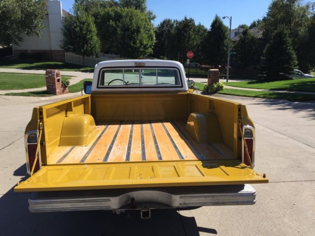 1972 Blue Chevrolet C/K Pickup 2500 3/4 ton
