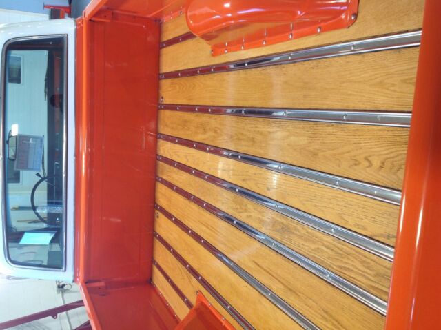 1972 Orange white Chevrolet C/K Pickup 2500