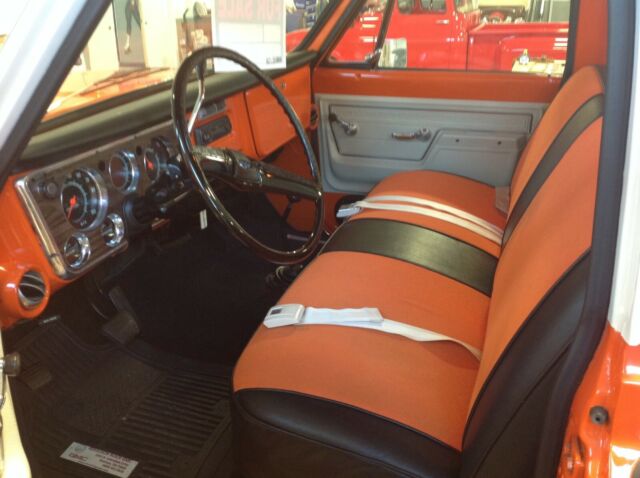 1972 Orange white Chevrolet C/K Pickup 2500