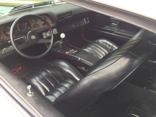 1972 White Chevrolet Camaro Coupe