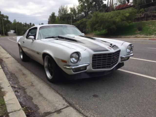 1972 White Chevrolet Camaro Coupe