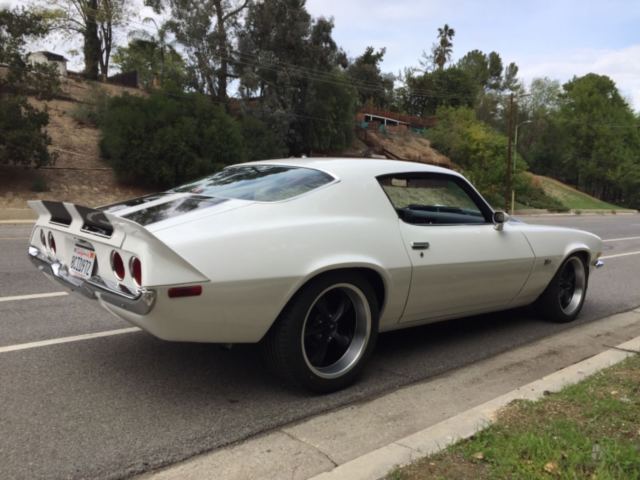 1972 White Chevrolet Camaro Coupe