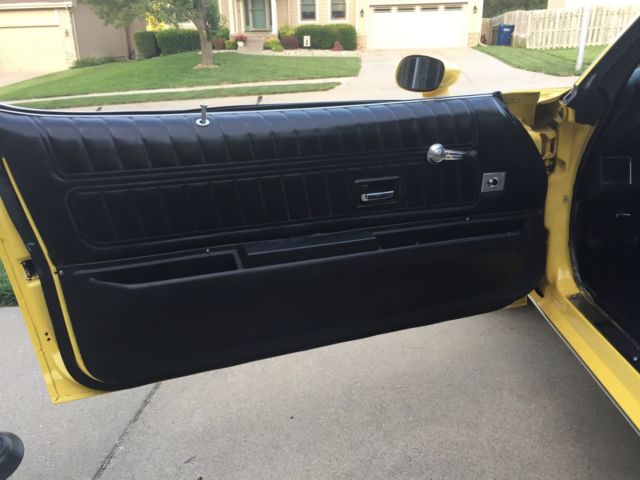 1972 Yellow Chevrolet Camaro Coupe