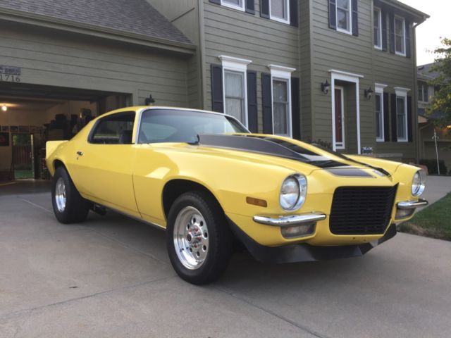 1972 Yellow Chevrolet Camaro Coupe