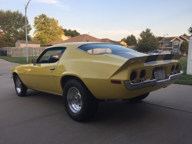 1972 Yellow Chevrolet Camaro Coupe