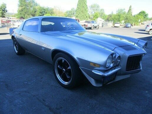 1972 Silver Chevrolet Camaro Coupe