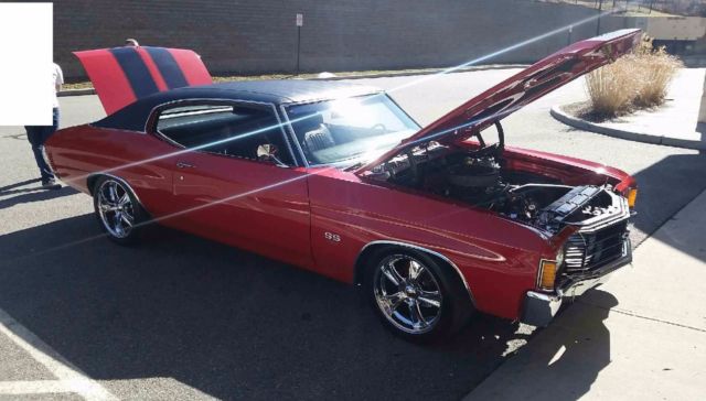 1972 Red Chevrolet Chevelle Coupe