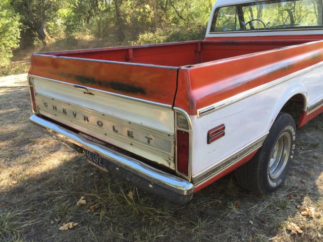 1972 Red/White Chevrolet C-10 Pickup