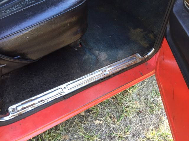 1972 Red/White Chevrolet C-10 Pickup