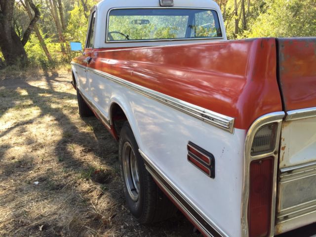 1972 Red/White Chevrolet C-10 Pickup