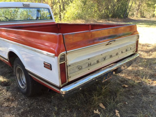1972 Red/White Chevrolet C-10 Pickup