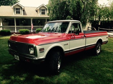1972 orange Chevrolet C-10 pickup