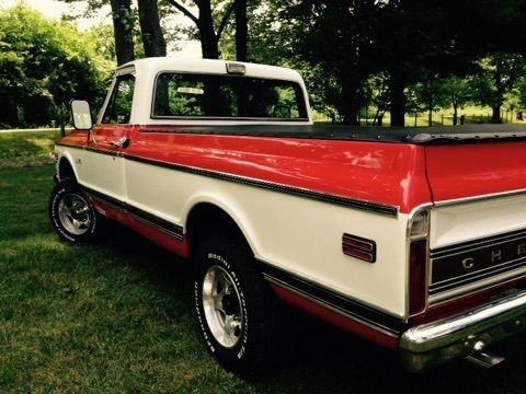 1972 orange Chevrolet C-10 pickup