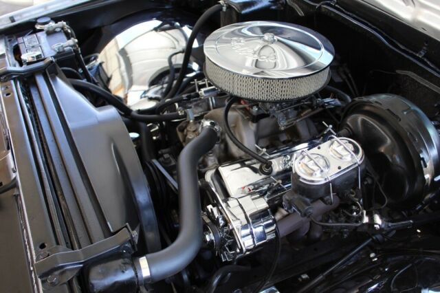 1972 Silver Chevrolet C-10 Standard Cab Pickup