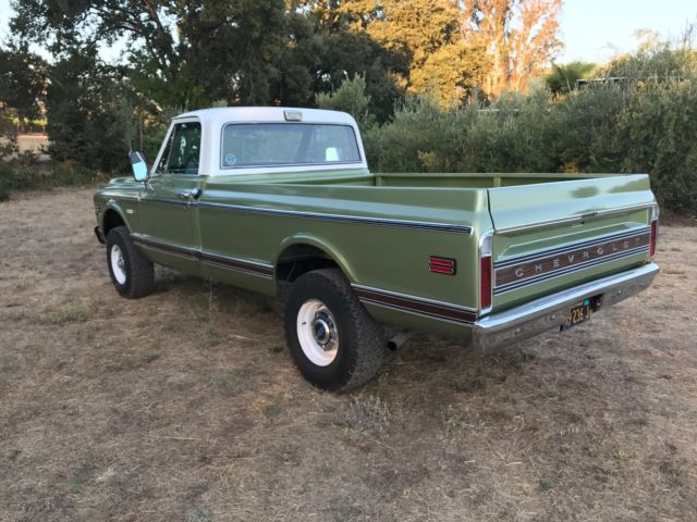 1972 Green/White Chevrolet C-10