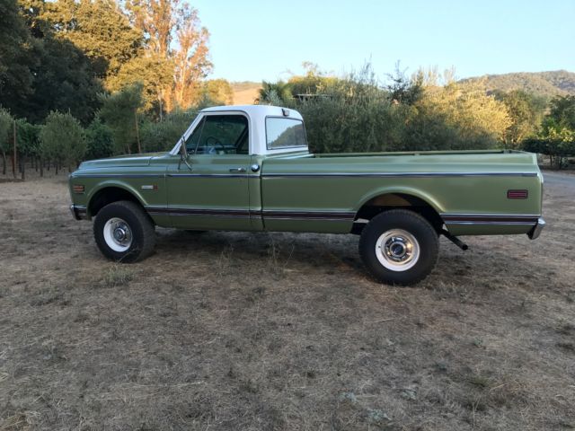 1972 Green/White Chevrolet C-10