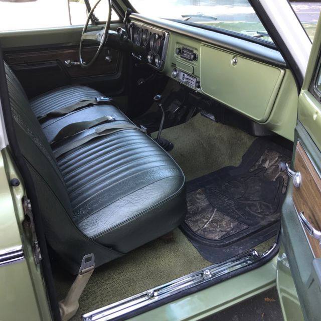 1972 Green/White Chevrolet C-10
