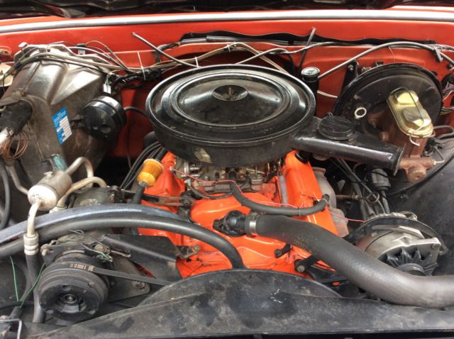 19720000 Red Chevrolet C-10