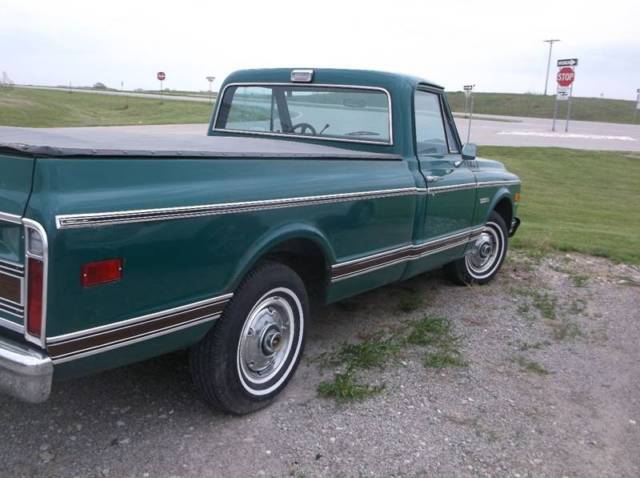 1972 Green Chevrolet C-10 Standard Cab Pickup 8 foot bed