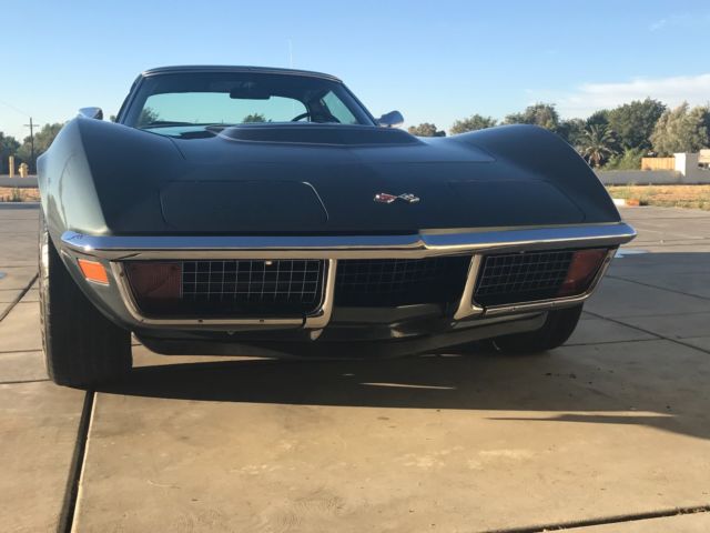 1972 Gray Chevrolet Corvette