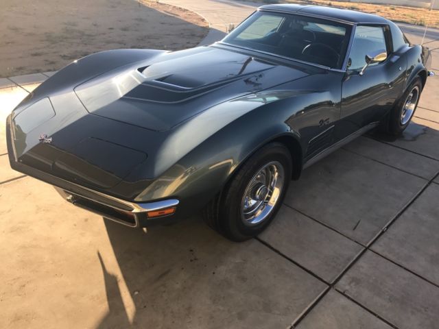 1972 Gray Chevrolet Corvette