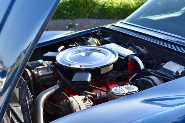 1972 Targa Blue Chevrolet Corvette