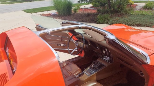 1972 Orange Chevrolet Corvette Coupe
