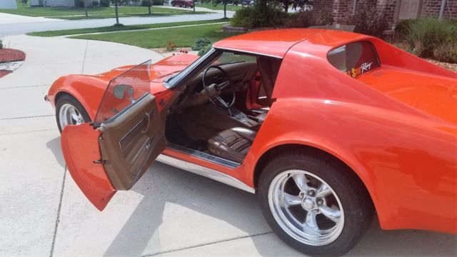 1972 Orange Chevrolet Corvette Coupe