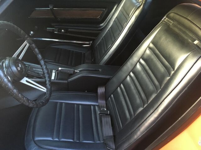 1972 Orange Chevrolet Corvette Coupe