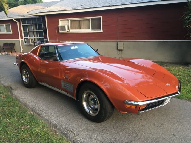 1972 Orange Chevrolet Corvette Coupe