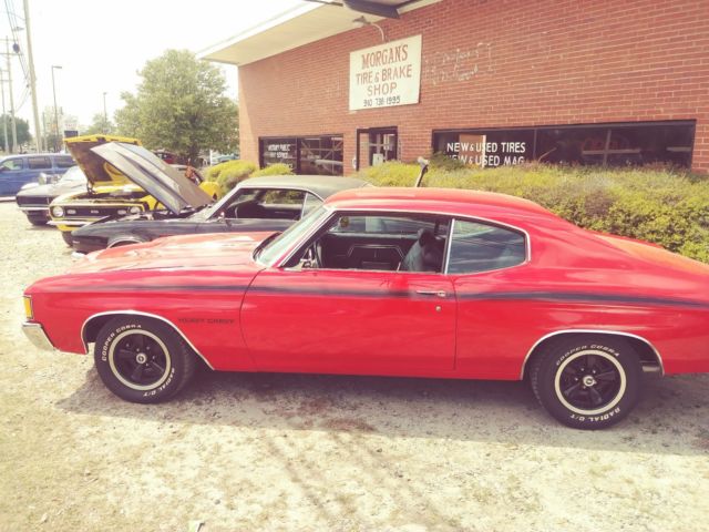 1972 Red Chevrolet Chevelle Coupe