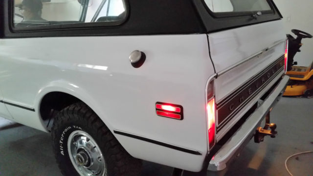 1972 White Chevrolet Blazer Cab & Chassis