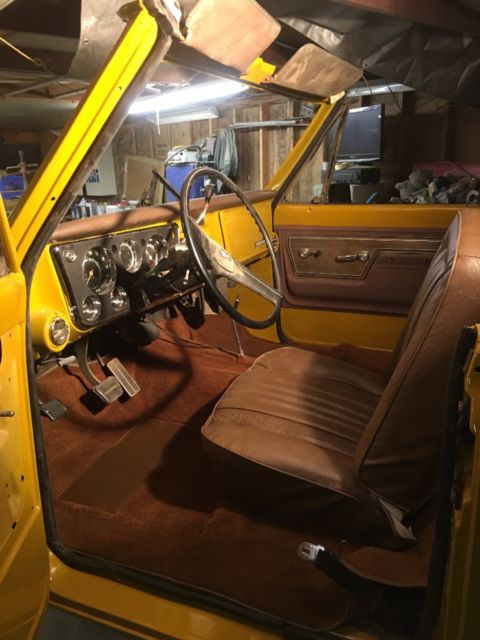 1972 Yellow Chevrolet Blazer SUV