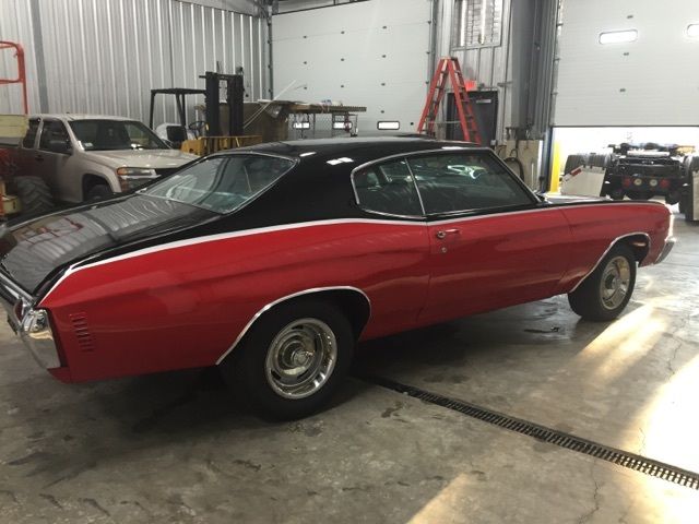 1972 RED & BLACK Chevrolet Malibu Coupe