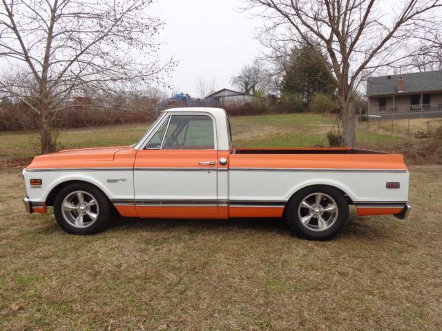 1972 Orange Chevrolet C-10