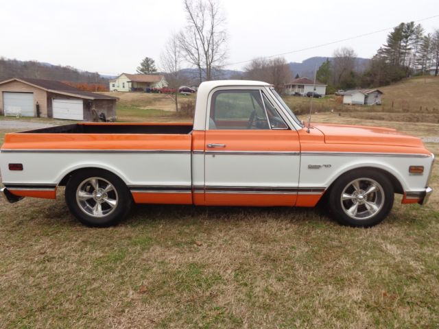 1972 Orange Chevrolet C-10