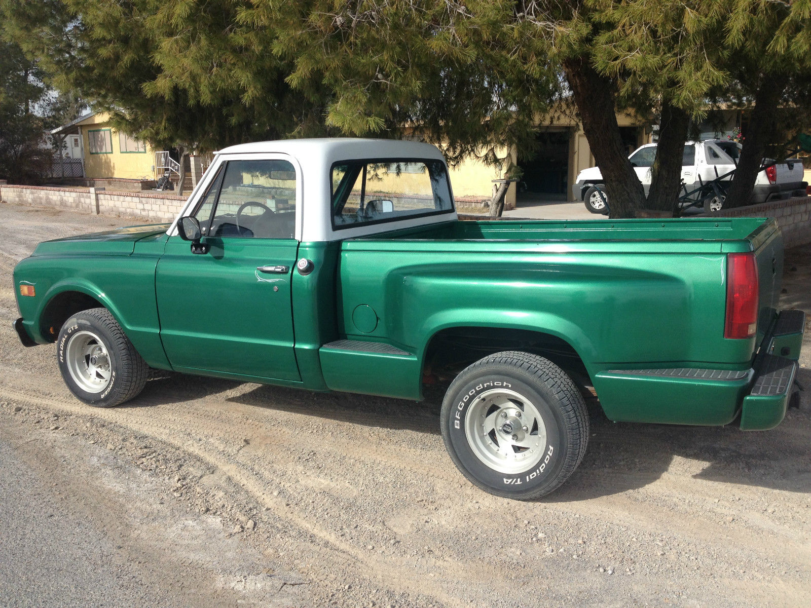 1972 Green Chevrolet C-10 Standard Cab Pickup