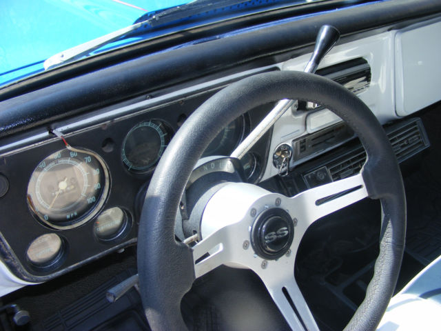 1972 Blue Chevrolet Suburban suburban