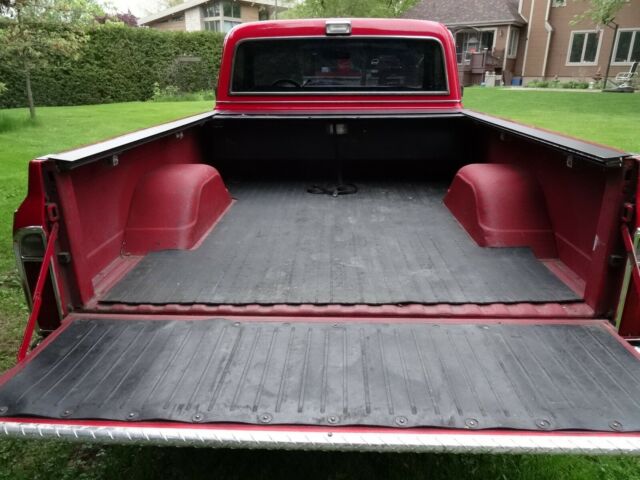 1972 Red Chevrolet Cheyenne Standard Cab Pickup