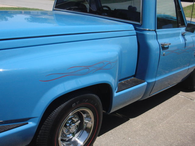1972 Black & Orange Chevrolet C-10 Standard Cab Pickup