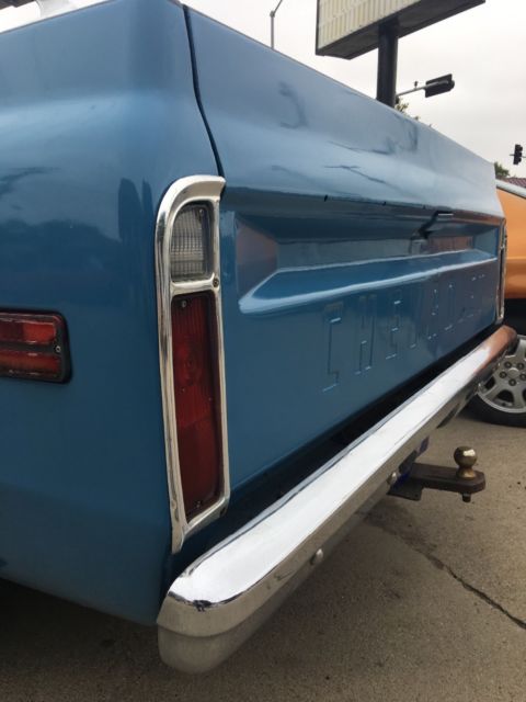 1972 Blue Chevrolet C-10 standard cab