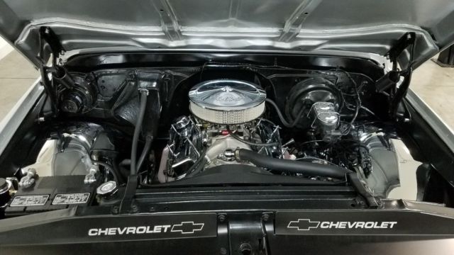 1972 Gray Chevrolet C-10