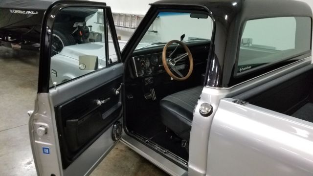 1972 Gray Chevrolet C-10