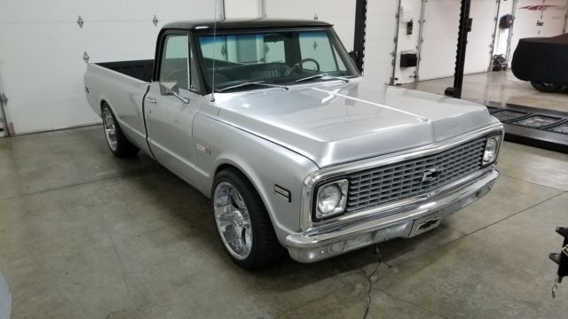 1972 Gray Chevrolet C-10