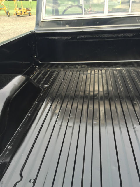 1972 Black Chevrolet C-10