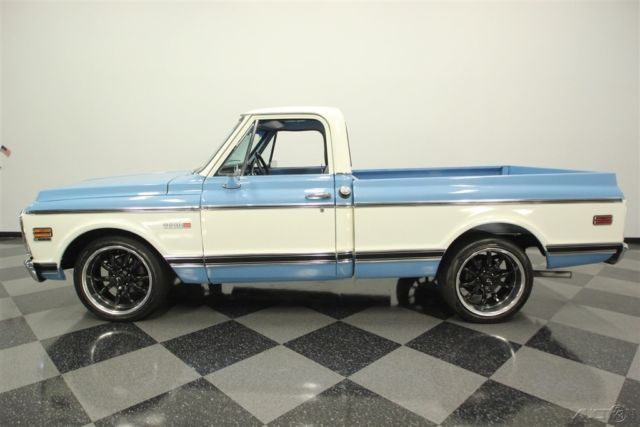 1972 Blue Chevrolet C10
