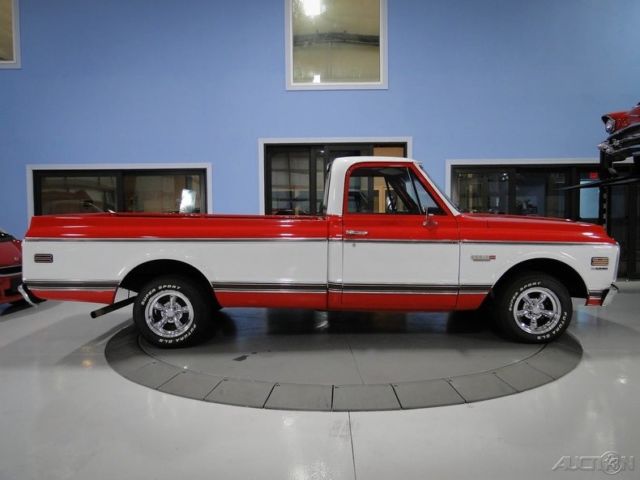 1972 Red Chevrolet C10